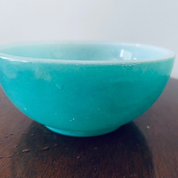 Small Vintage Fire King turquoise bowl, 5 in Fire king Mixing bowl, Vintage Bowl - Picture 1 of 4